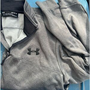Under Armour Youth Size M Jacket